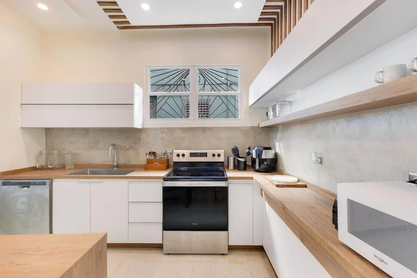 Amazing Group Home Near Beach, Nightlife For 18 Σαν Χουάν
