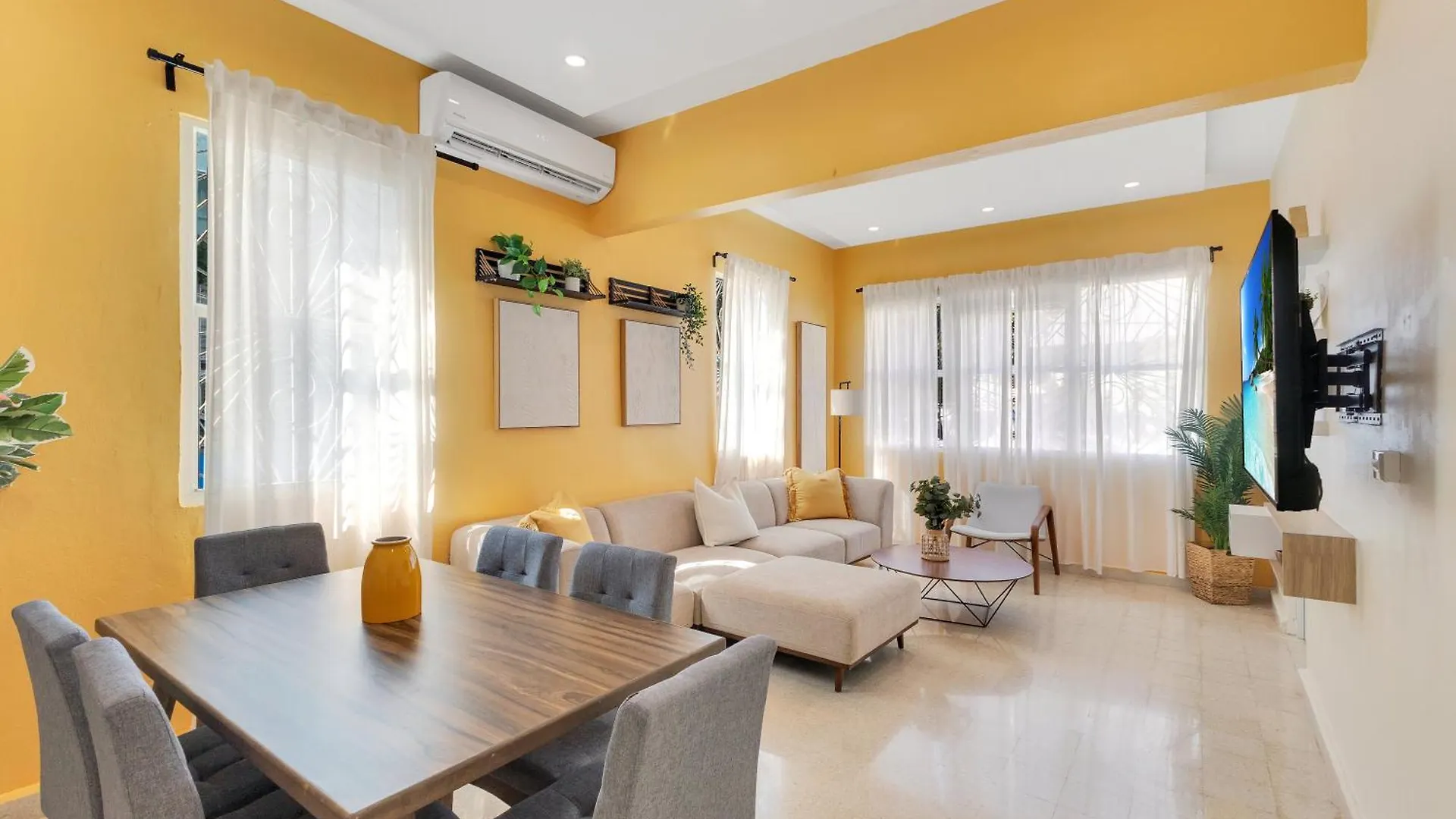 Amazing Group Home Near Beach, Nightlife For 18 Σαν Χουάν Βίλα
