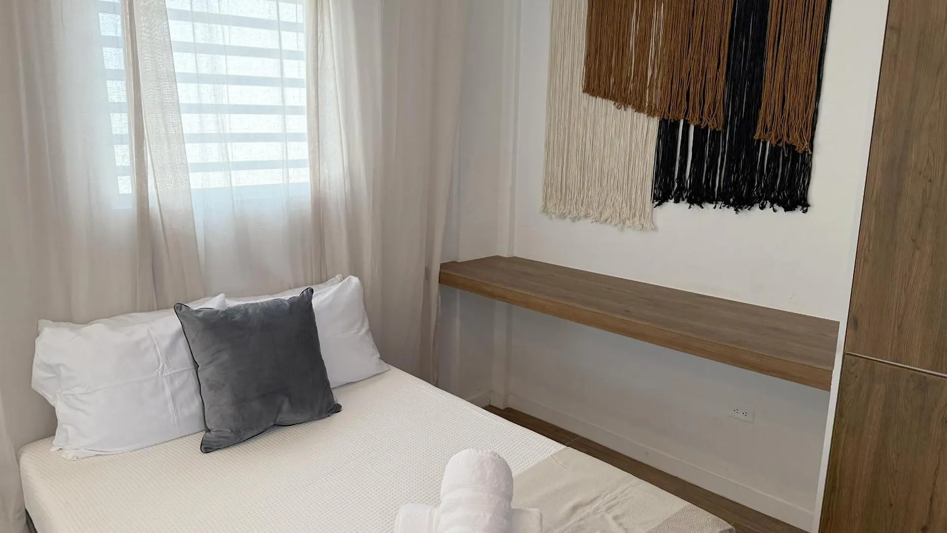 Amazing Group Home Near Beach, Nightlife For 18 Σαν Χουάν Βίλα